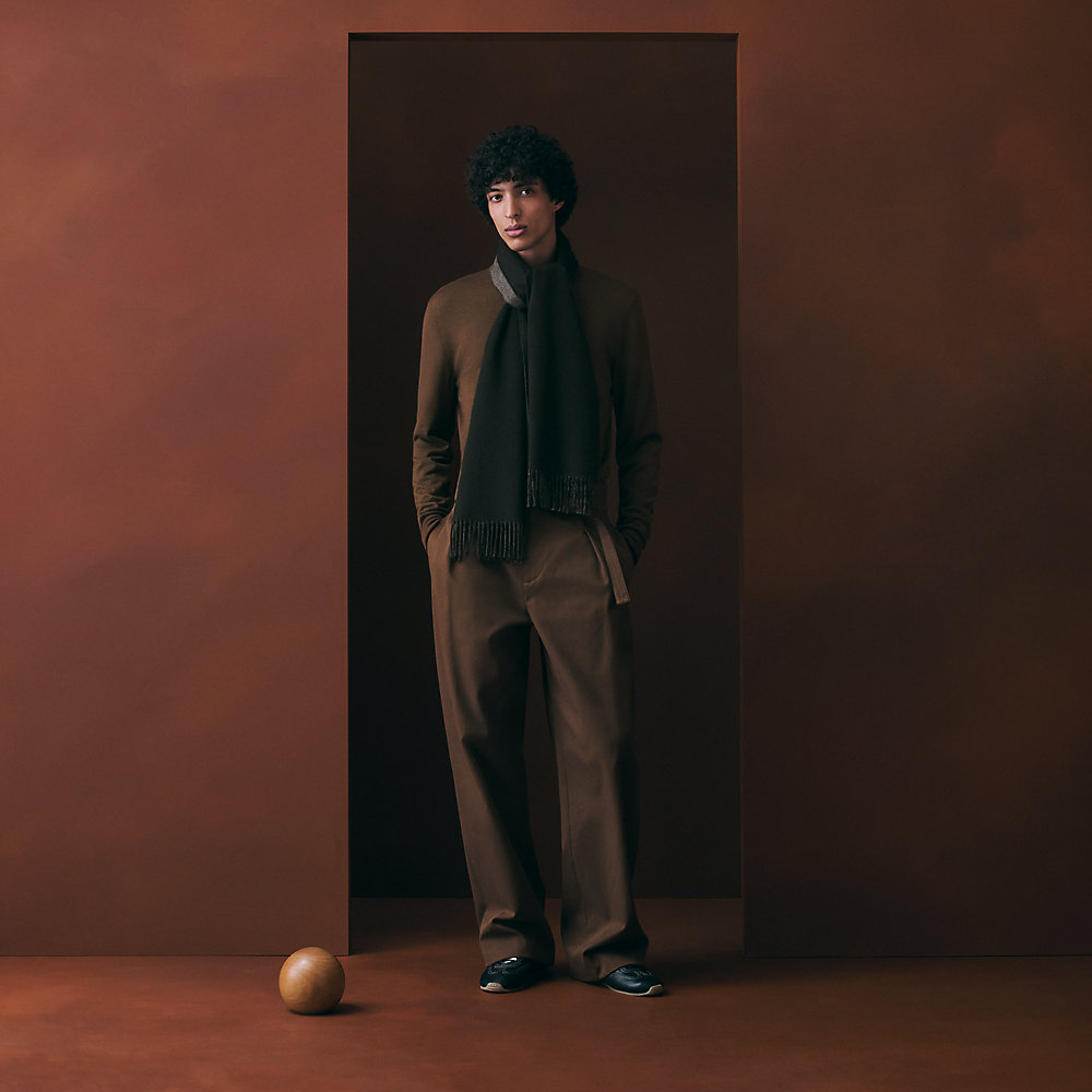カシミヤマフラー 《レクトヴェルソ》 | Hermès - エルメス-公式サイト